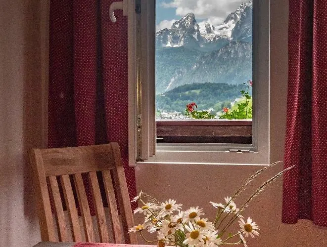 Pensjonat Gaestehaus Bergwald 3*