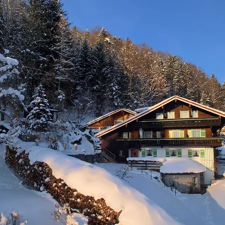 Gaestehaus Bergwald Гостевой дом Берхтесгаден