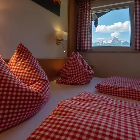 Gaestehaus Bergwald Гостевой дом