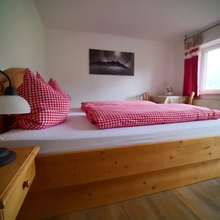 Gaestehaus Bergwald 3*